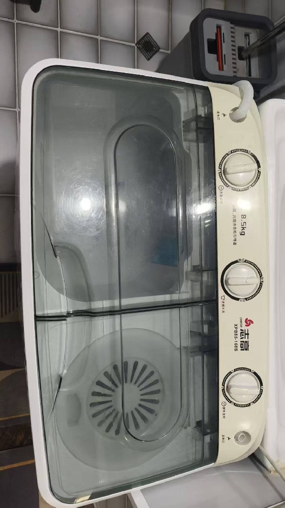 时尚休闲运动鞋