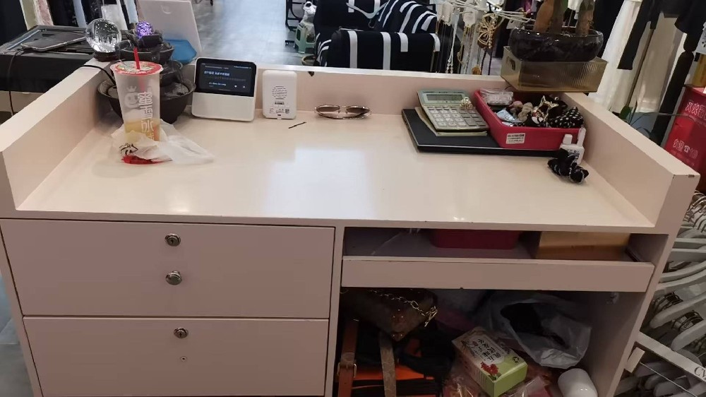 时尚休闲运动鞋