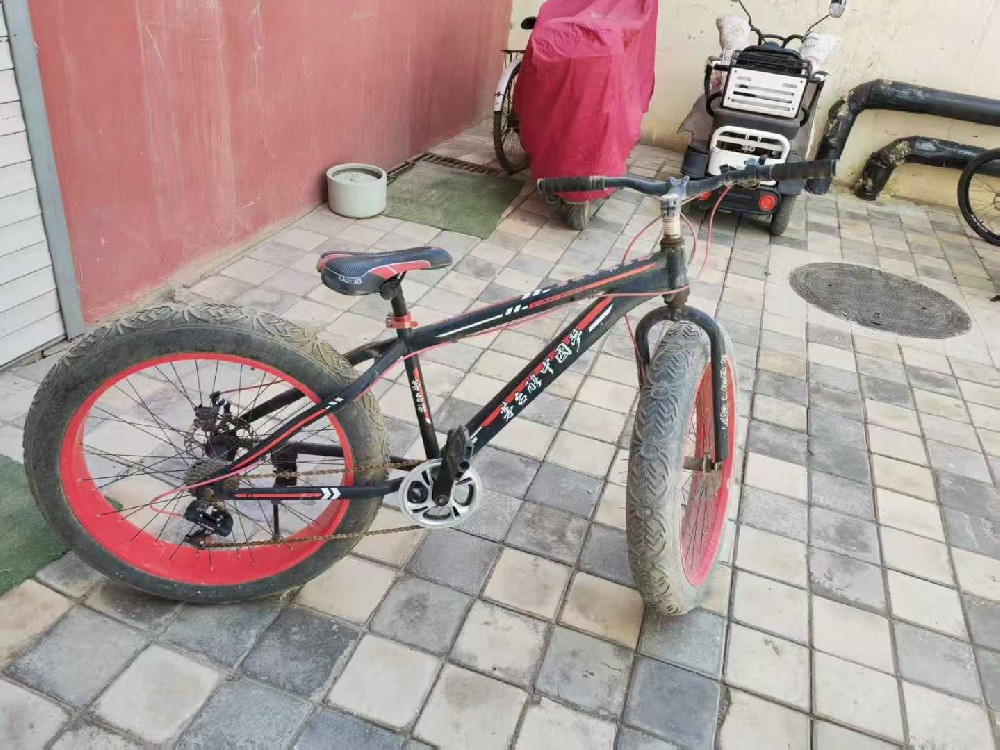 时尚休闲运动鞋