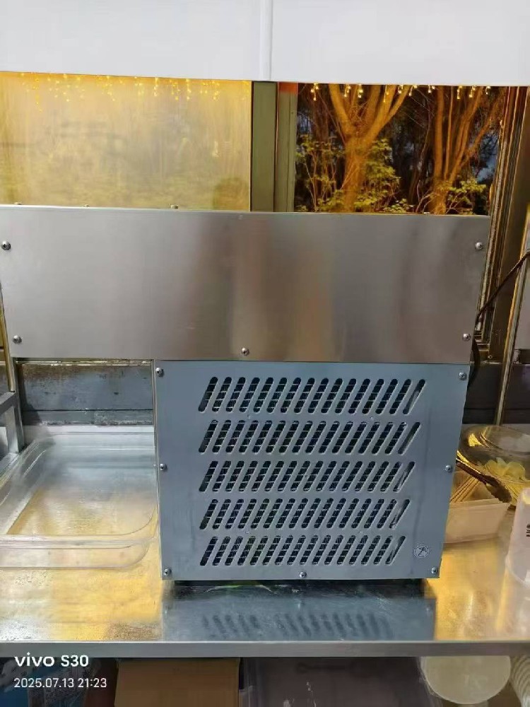 时尚休闲运动鞋