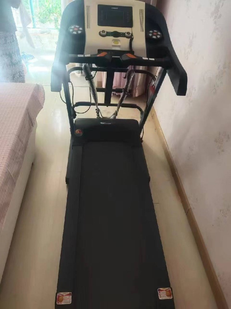 时尚休闲运动鞋