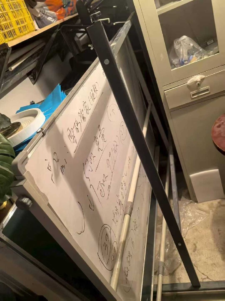 时尚休闲运动鞋