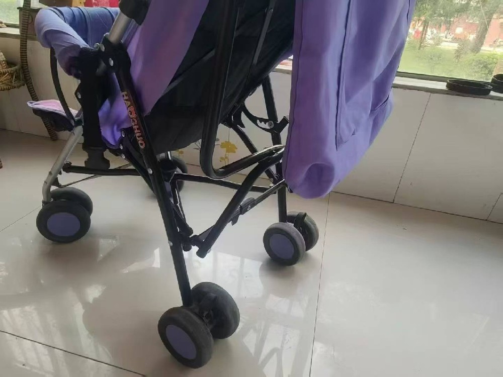 时尚休闲运动鞋