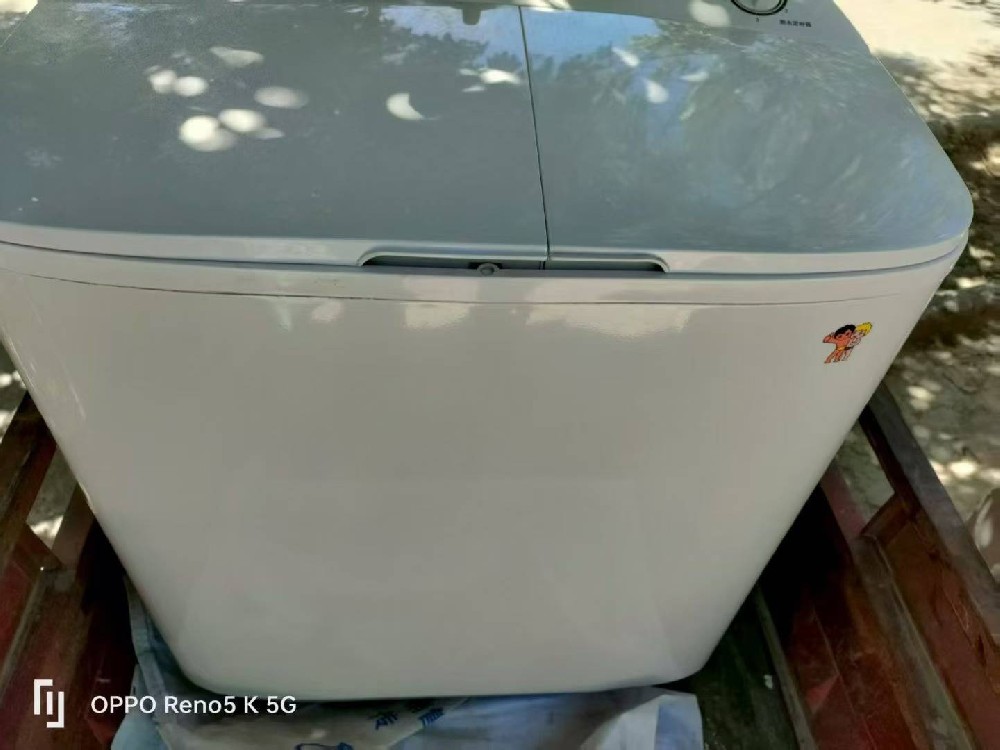 时尚休闲运动鞋