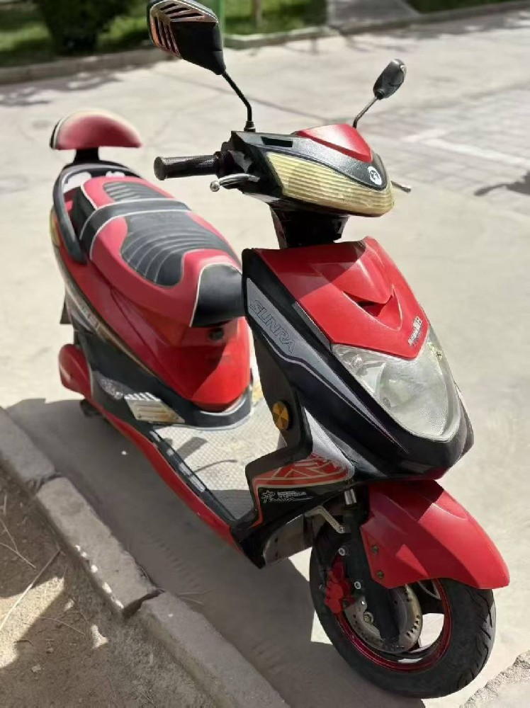 时尚休闲运动鞋