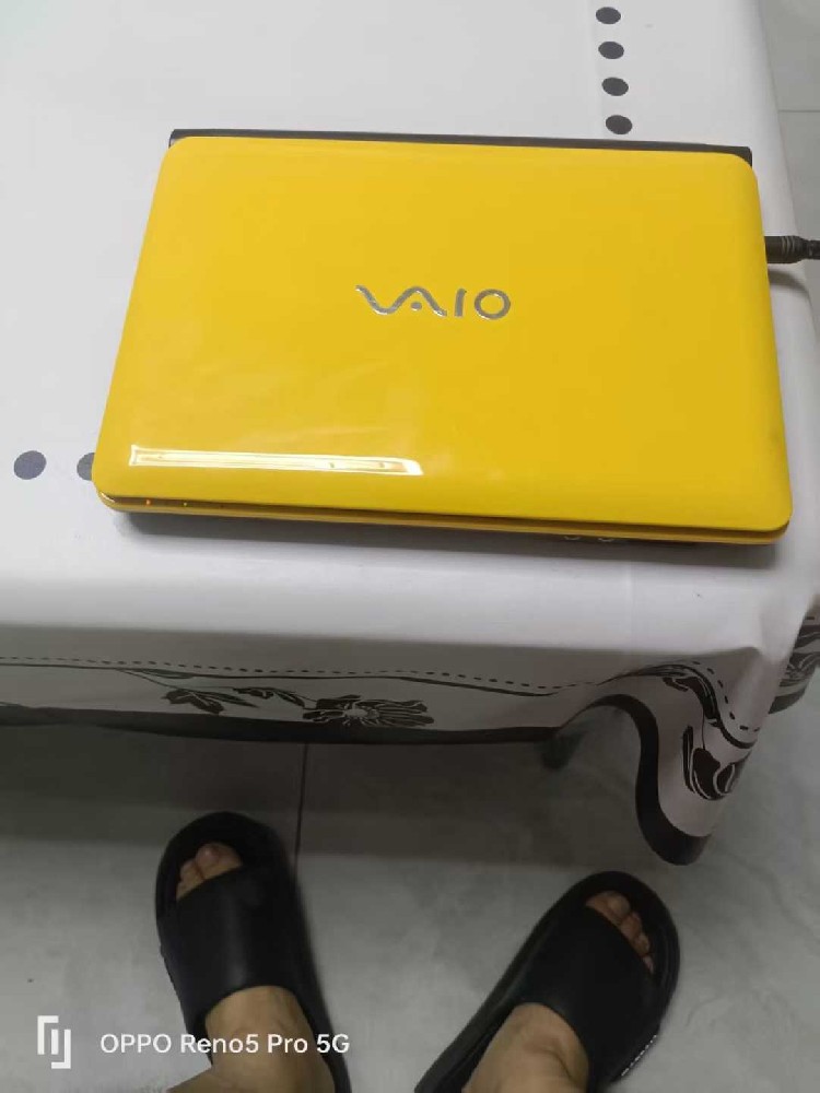 时尚休闲运动鞋