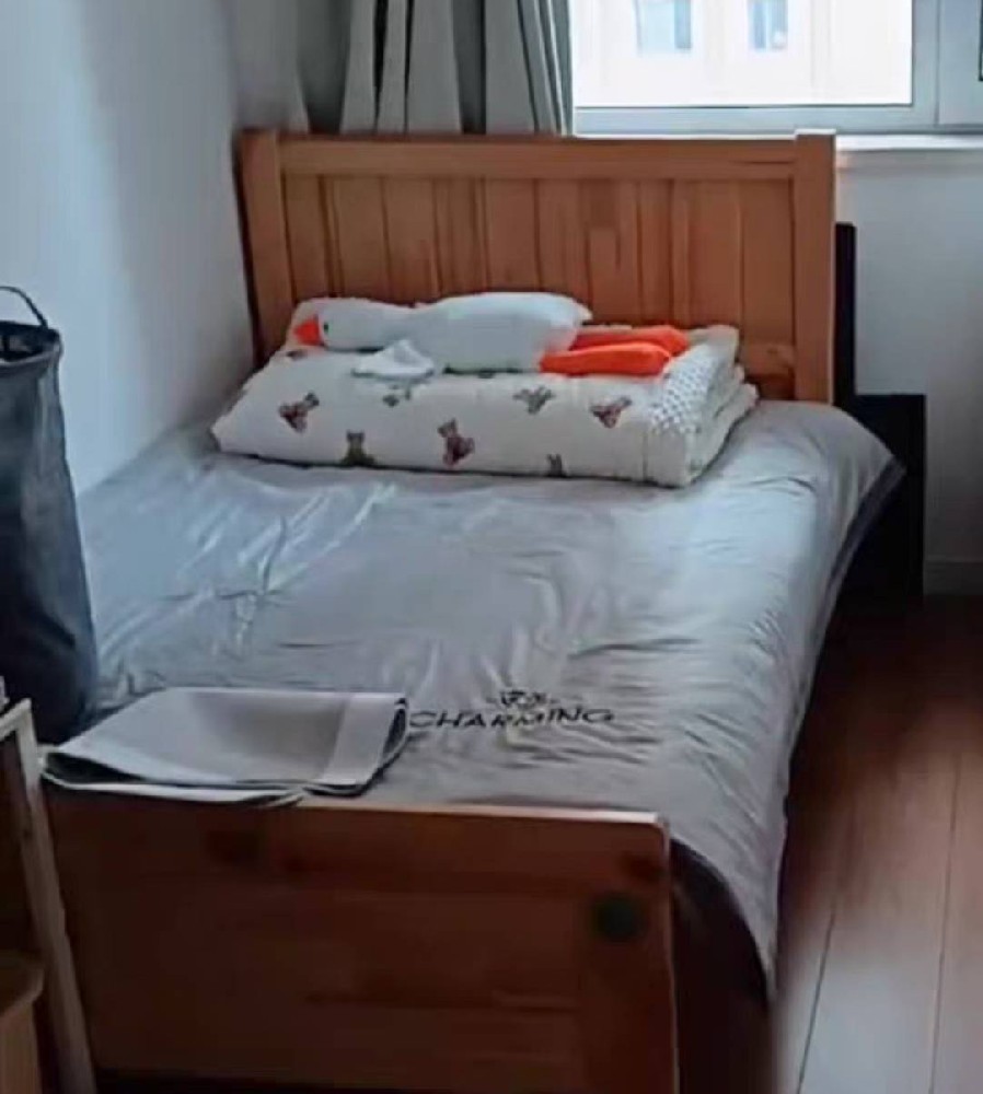 时尚休闲运动鞋