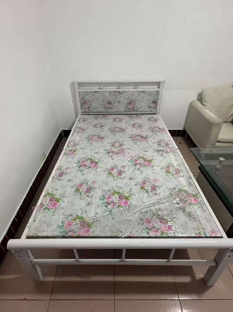 时尚休闲运动鞋