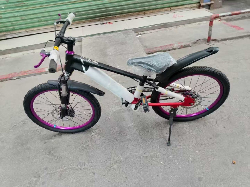 时尚休闲运动鞋