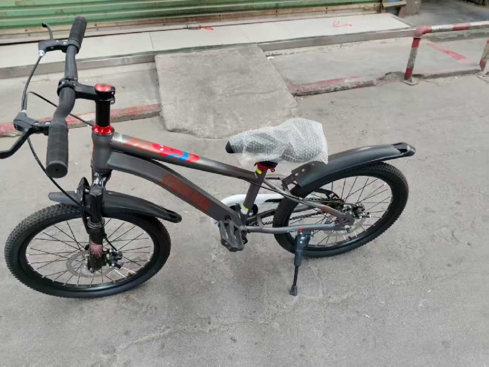 时尚休闲运动鞋