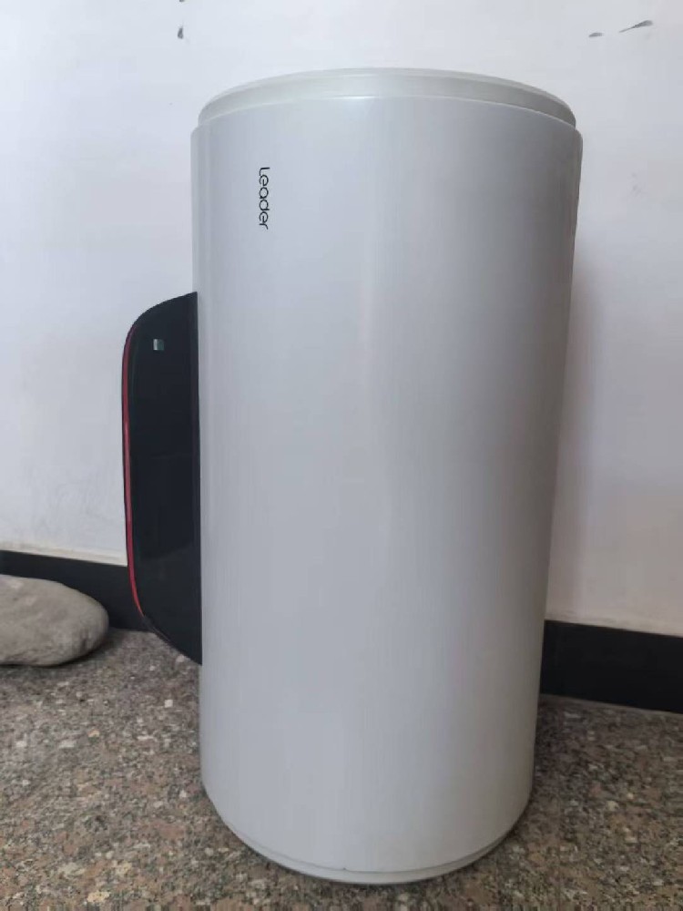 时尚休闲运动鞋