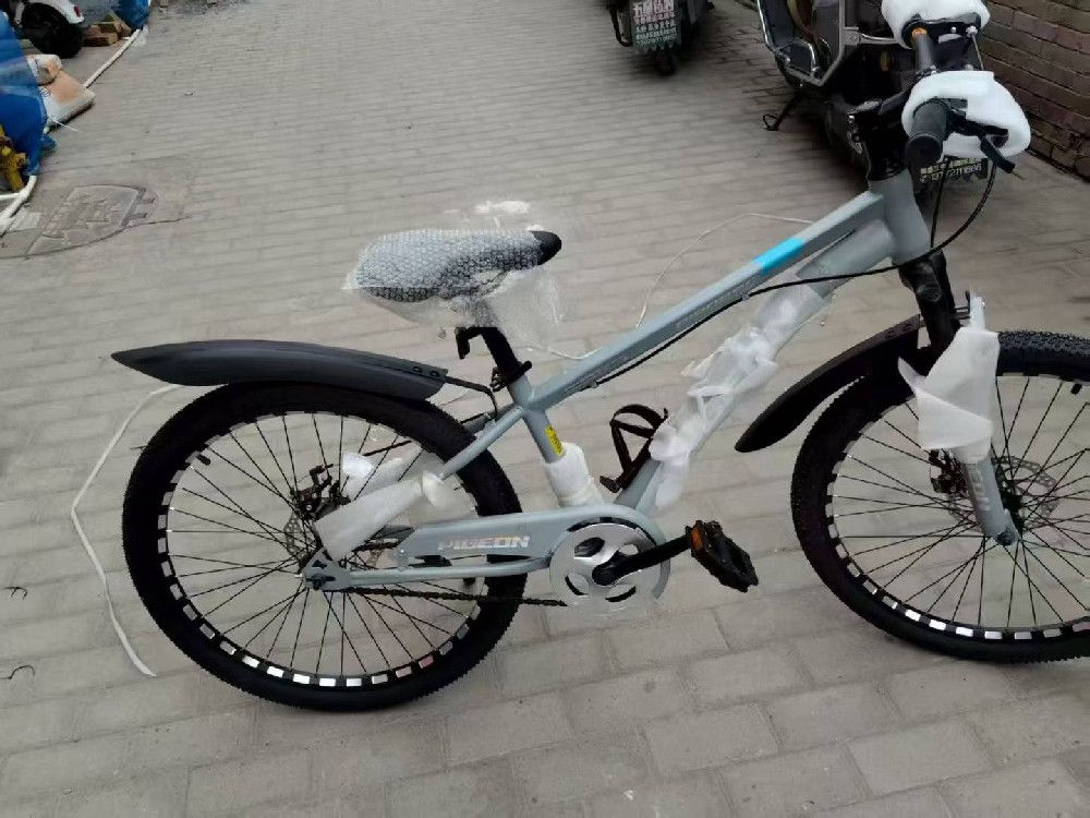 时尚休闲运动鞋