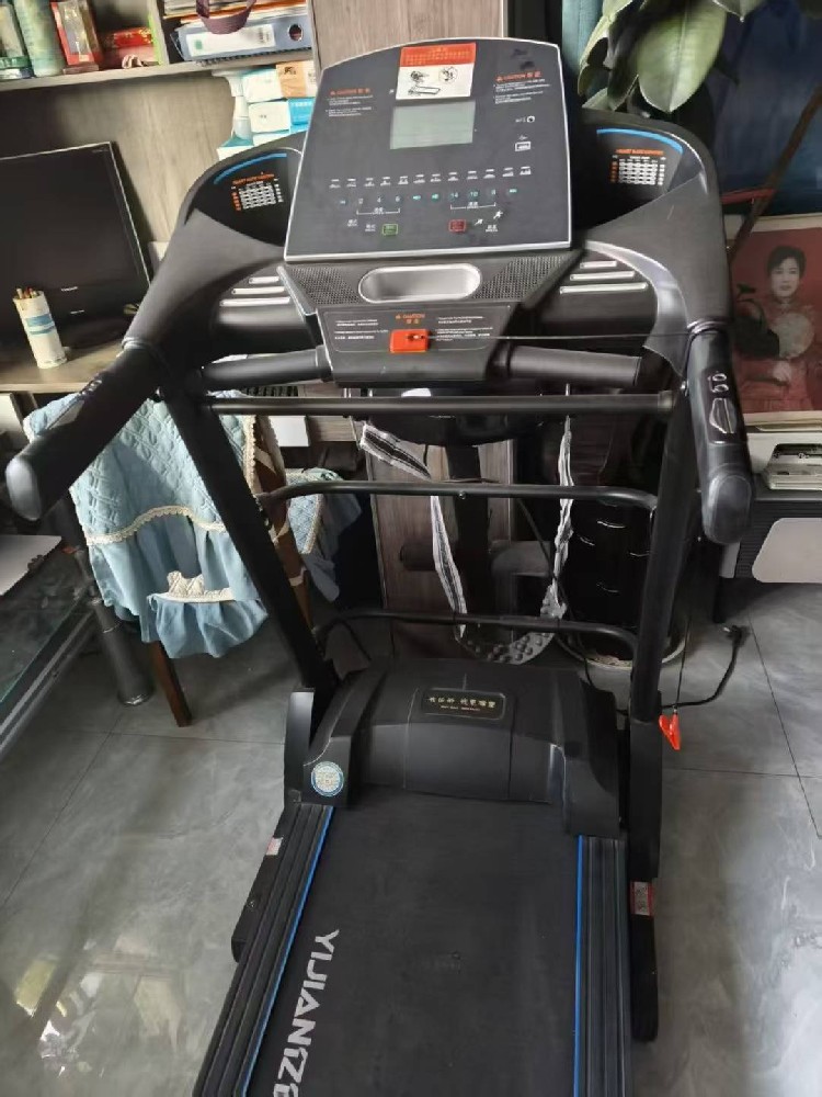 时尚休闲运动鞋