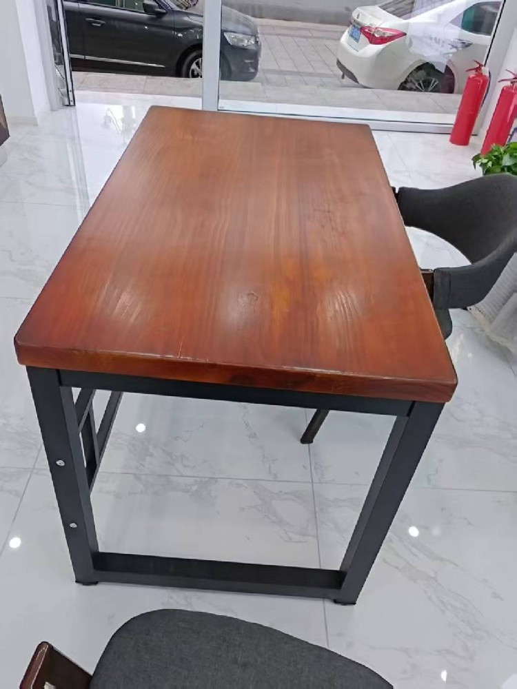 时尚休闲运动鞋