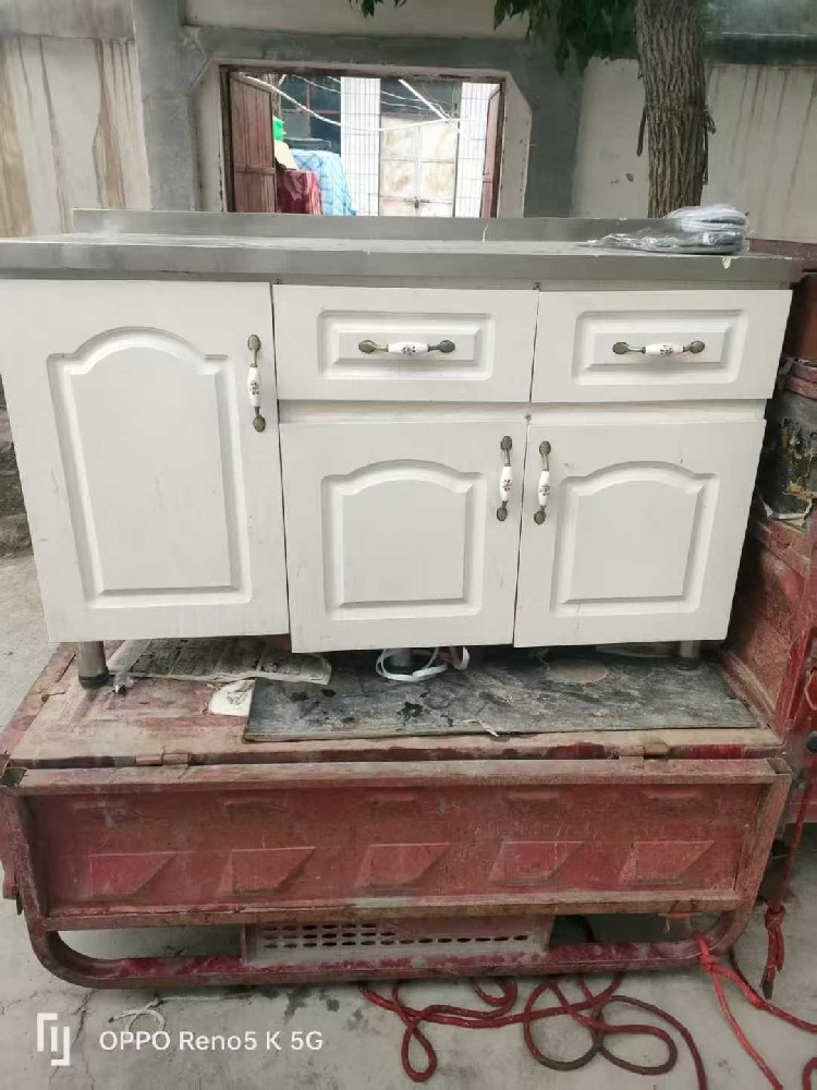 时尚休闲运动鞋